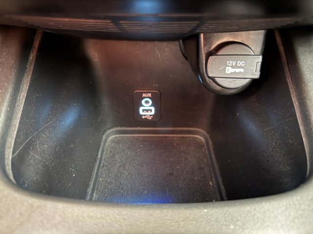 Used 2019 Dodge Journey SE image 18