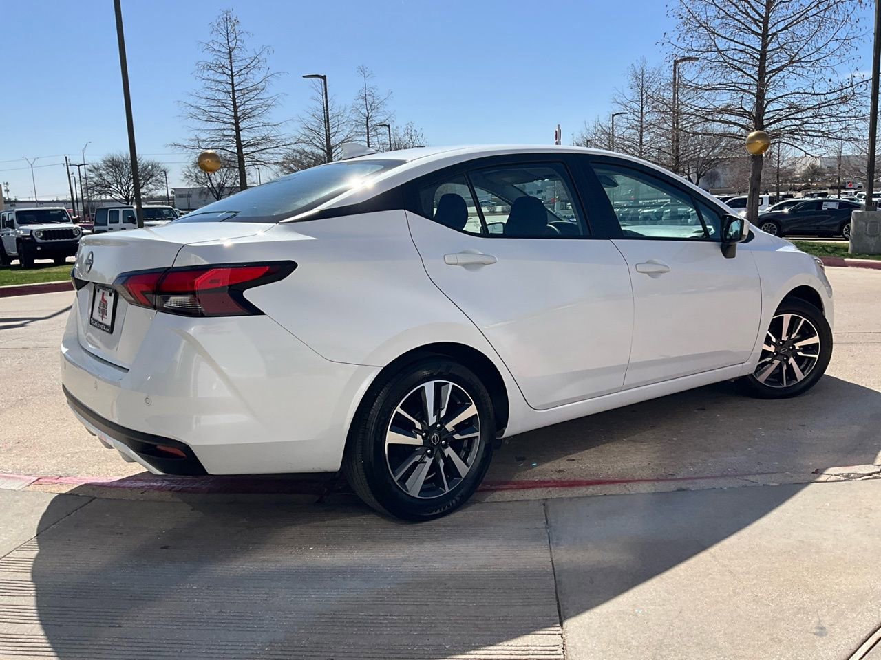 Used 2025 Nissan Versa SV image 6