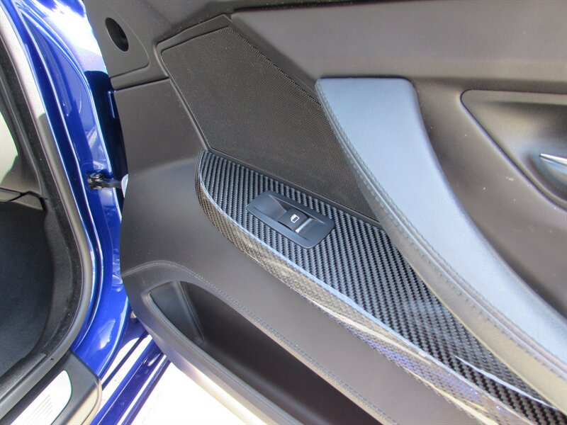 Used 2012 BMW M6 Convertible RWD image 30