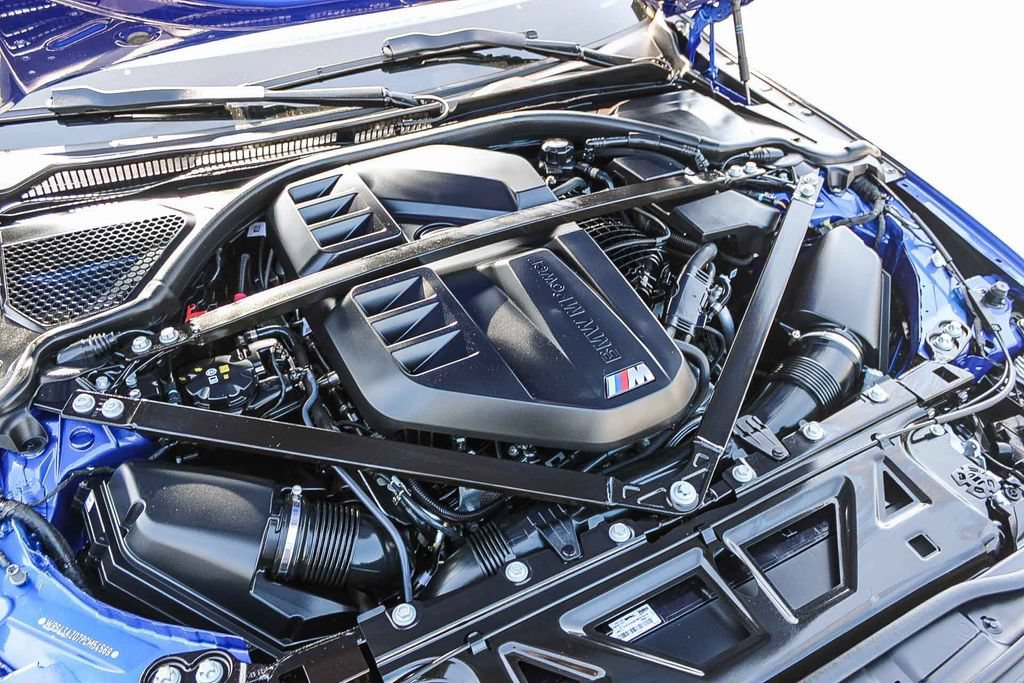 Used 2023 BMW M4 xDrive Competition AWD/4WD image 27