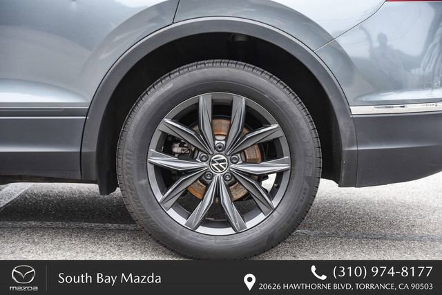 Used 2024 Volkswagen Tiguan SE image 10