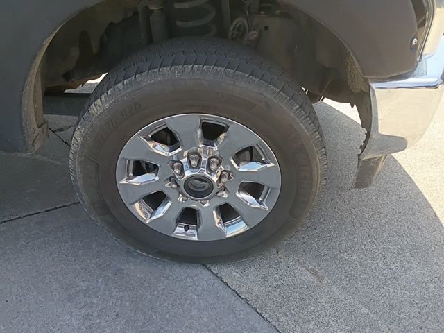 Used 2019 Ford F250 Lariat w/ Chrome Package image 14