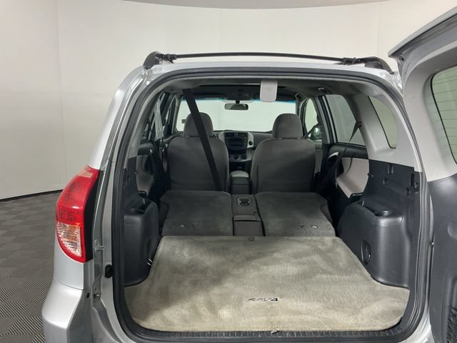 Used 2006 Toyota RAV4 4WD image 25