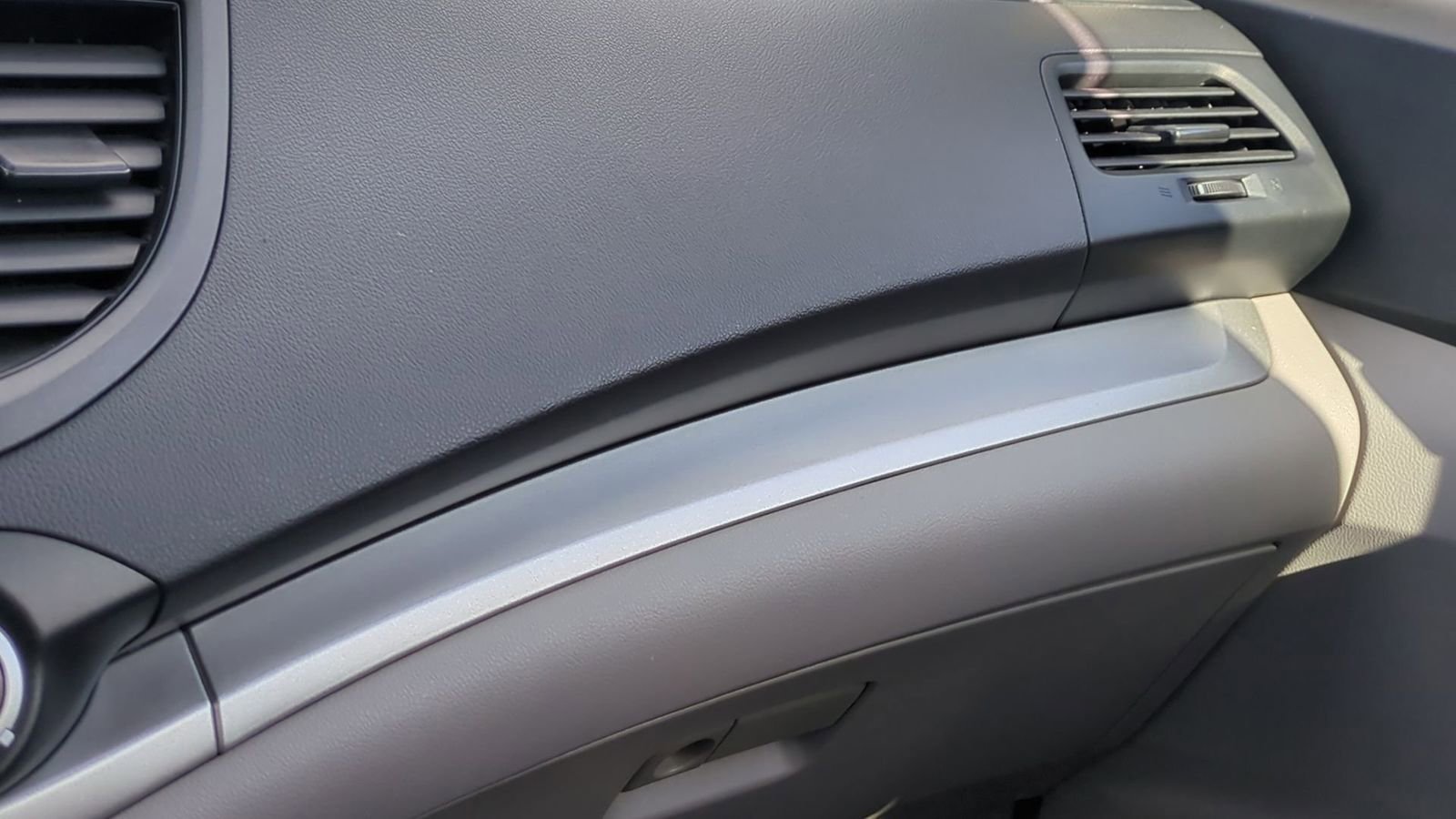 Used 2012 Honda CR-V LX image 31