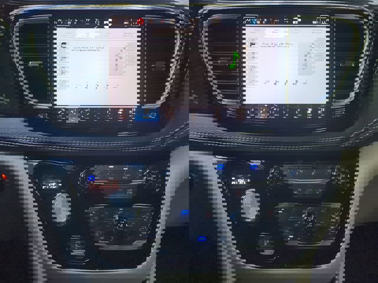 Used 2024 Chrysler Pacifica Limited w/ Trailer Tow Group image 15