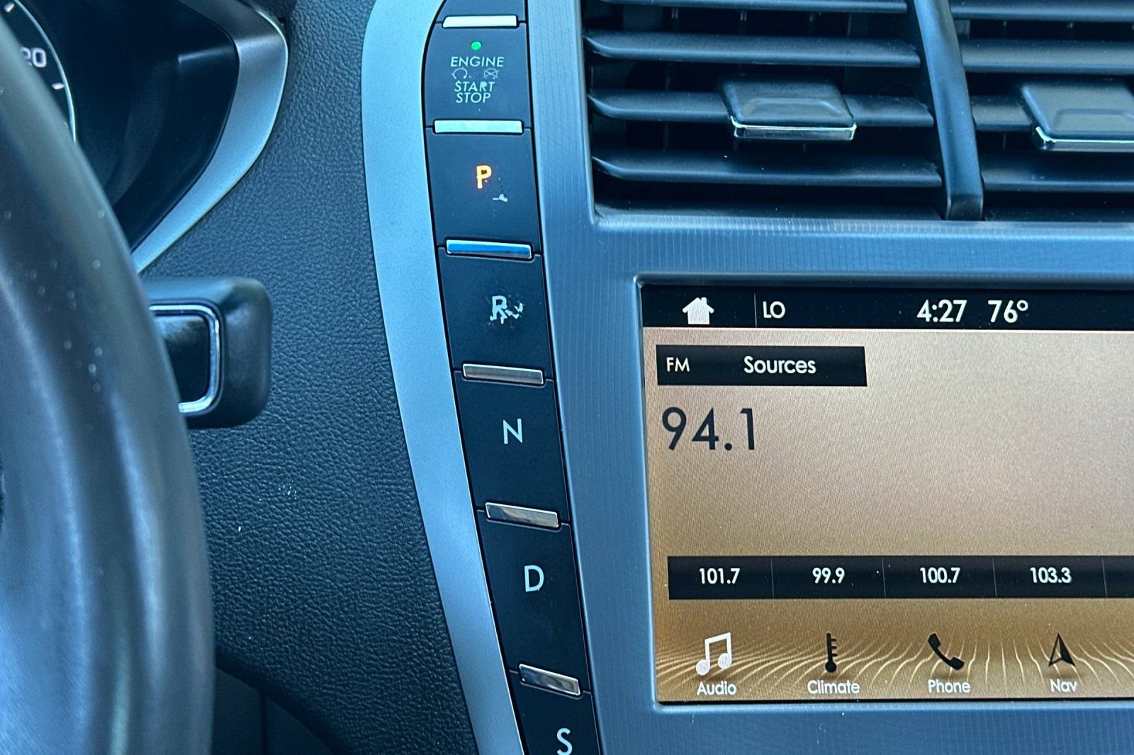Used 2019 Lincoln MKZ Reserve FWD image 22