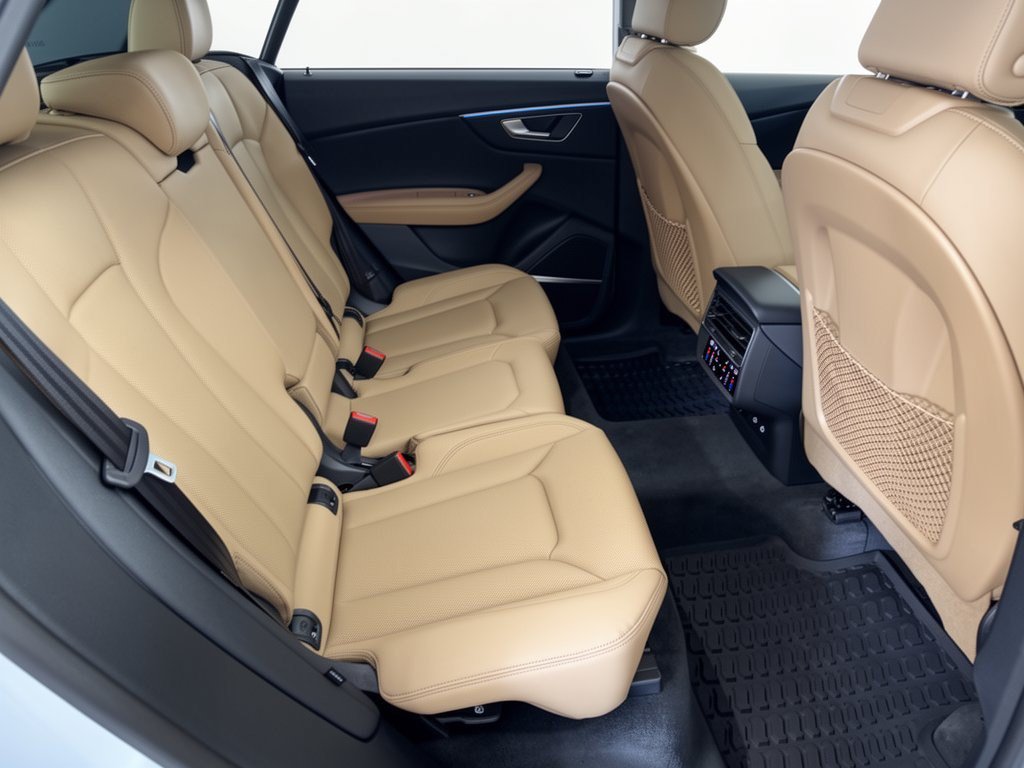 New 2027 Audi Q8 Premium Plus AWD/4WD image 29