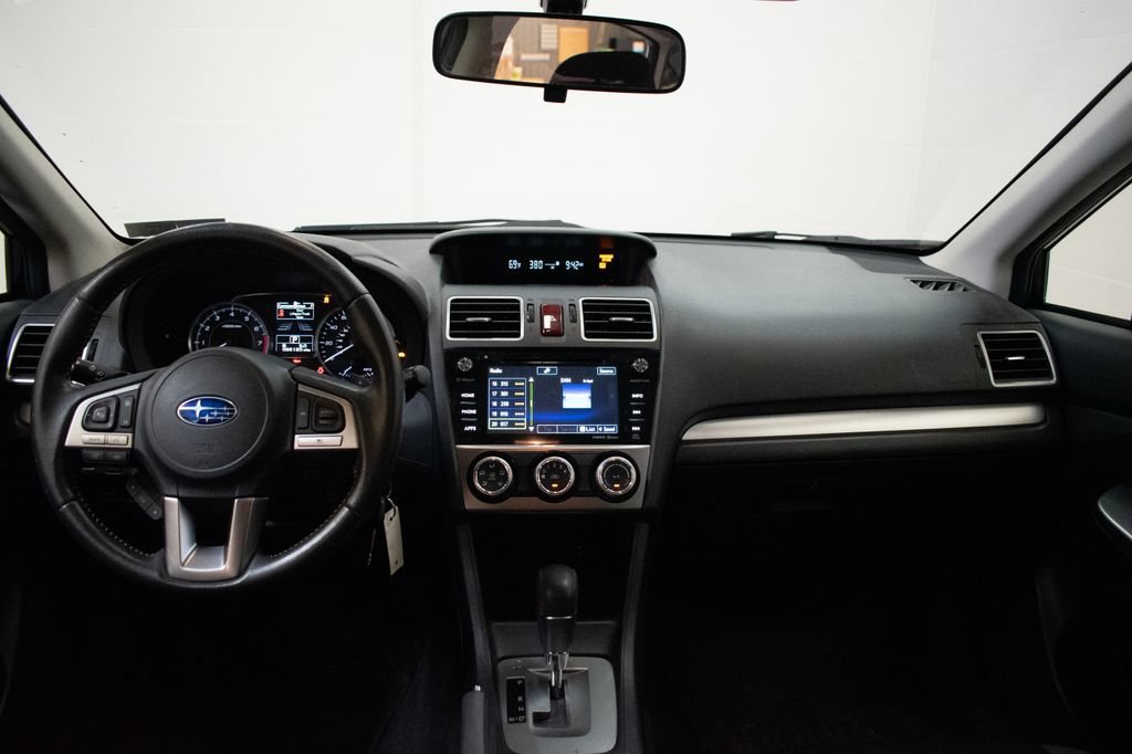 Used 2017 Subaru Crosstrek 2.0i Premium AWD/4WD image 11
