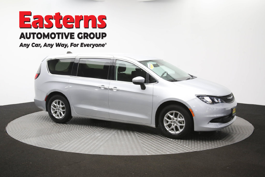 Used 2023 Chrysler Voyager LX FWD image 51
