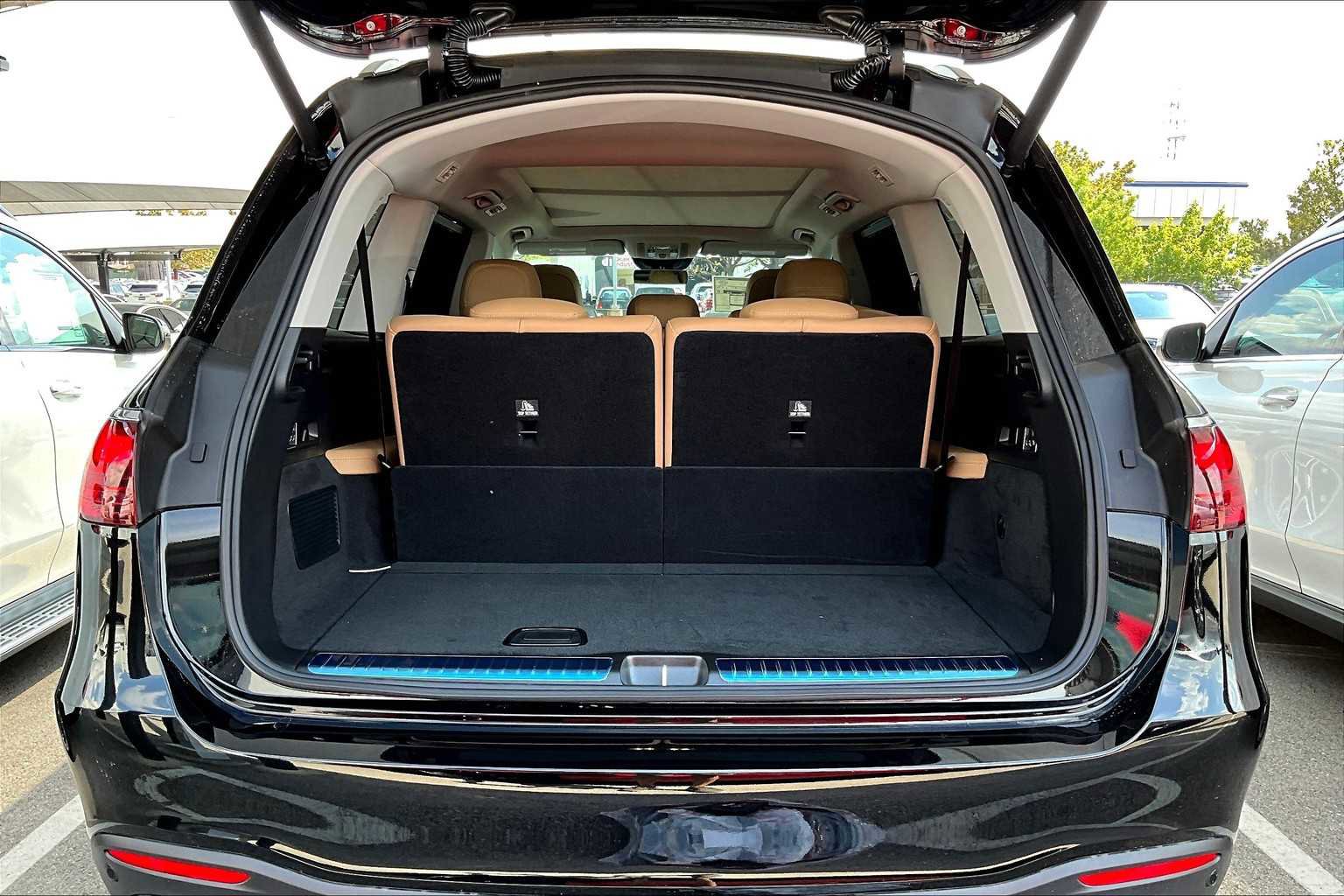 New 2026 Mercedes-Benz GLS 450 4MATIC image 14