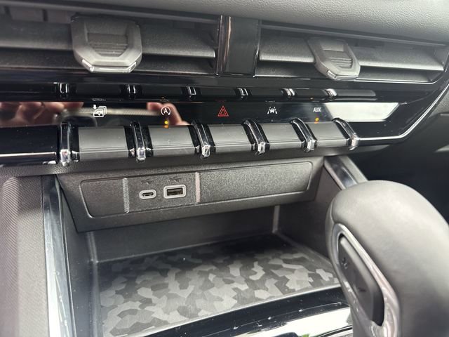 Certified 2023 GMC Canyon Elevation w/ Convenience Package AWD/4WD image 17