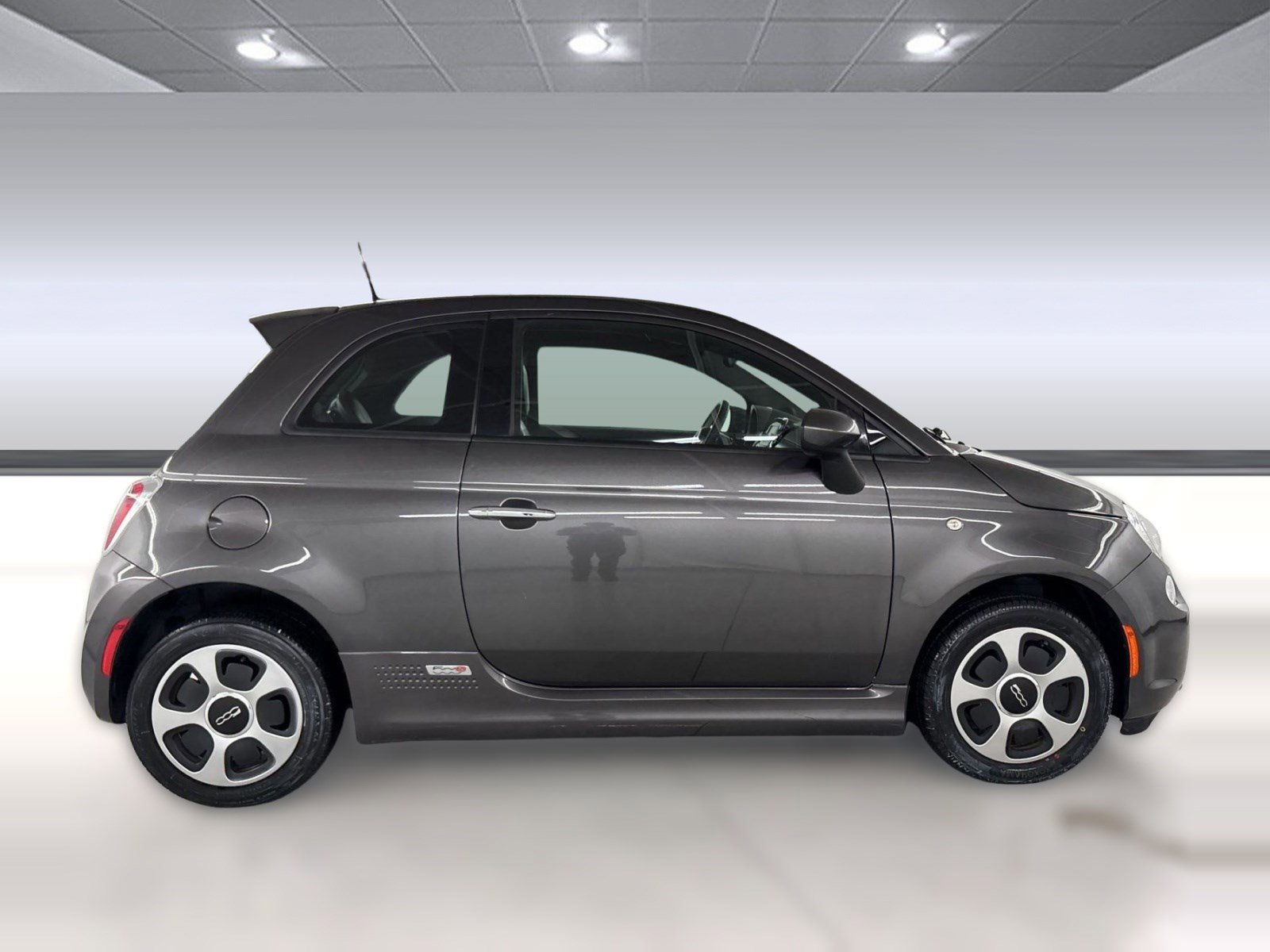 Used 2018 FIAT 500 e image 8