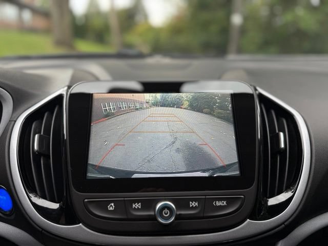 Used 2018 Chevrolet Volt LT FWD image 28