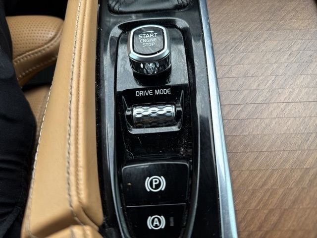 Used 2018 Volvo XC90 T6 Inscription w/ Luxury Package AWD/4WD image 15