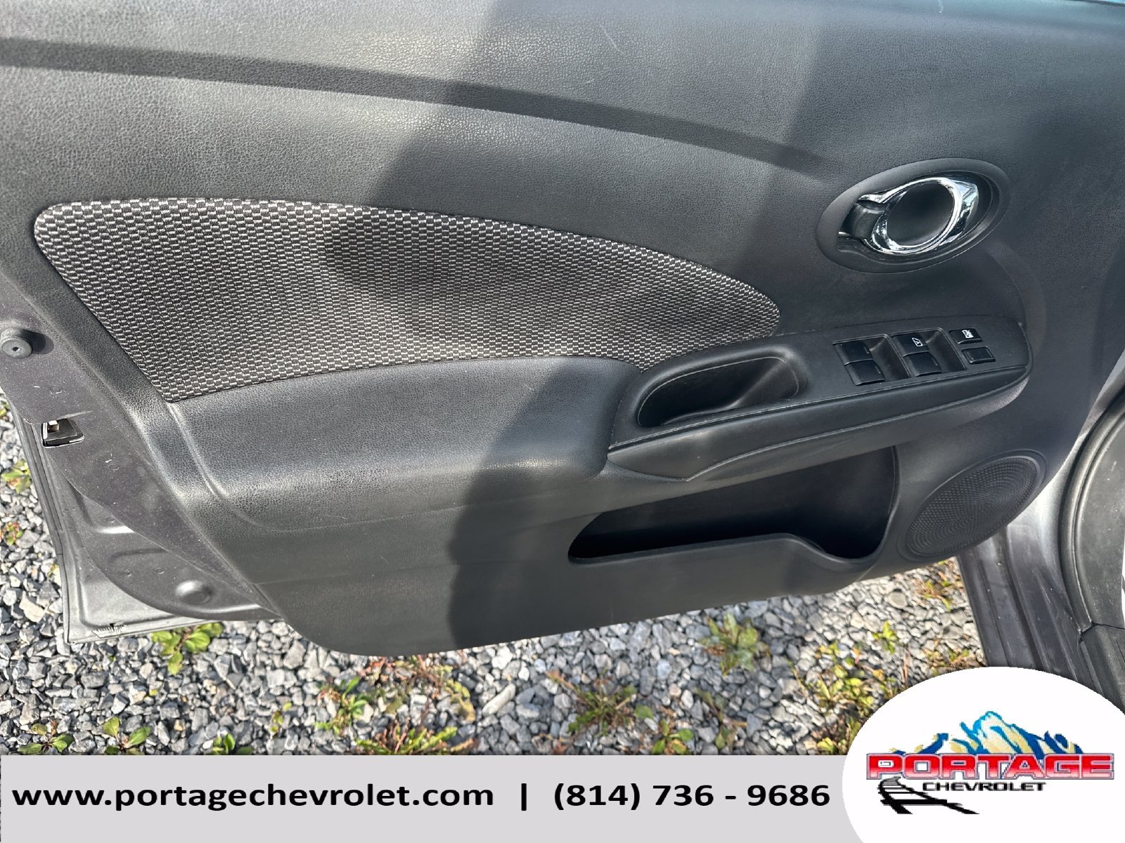Used 2019 Nissan Versa SV FWD image 11