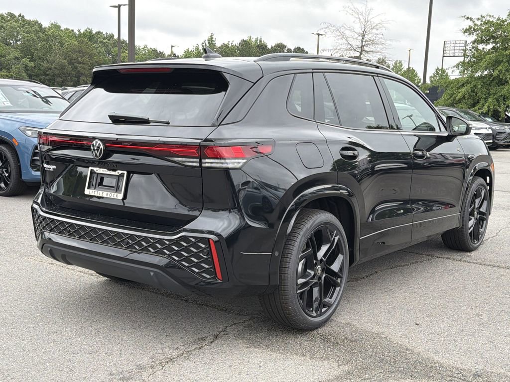 New 2026 Volkswagen Tiguan SE R-Line FWD image 5