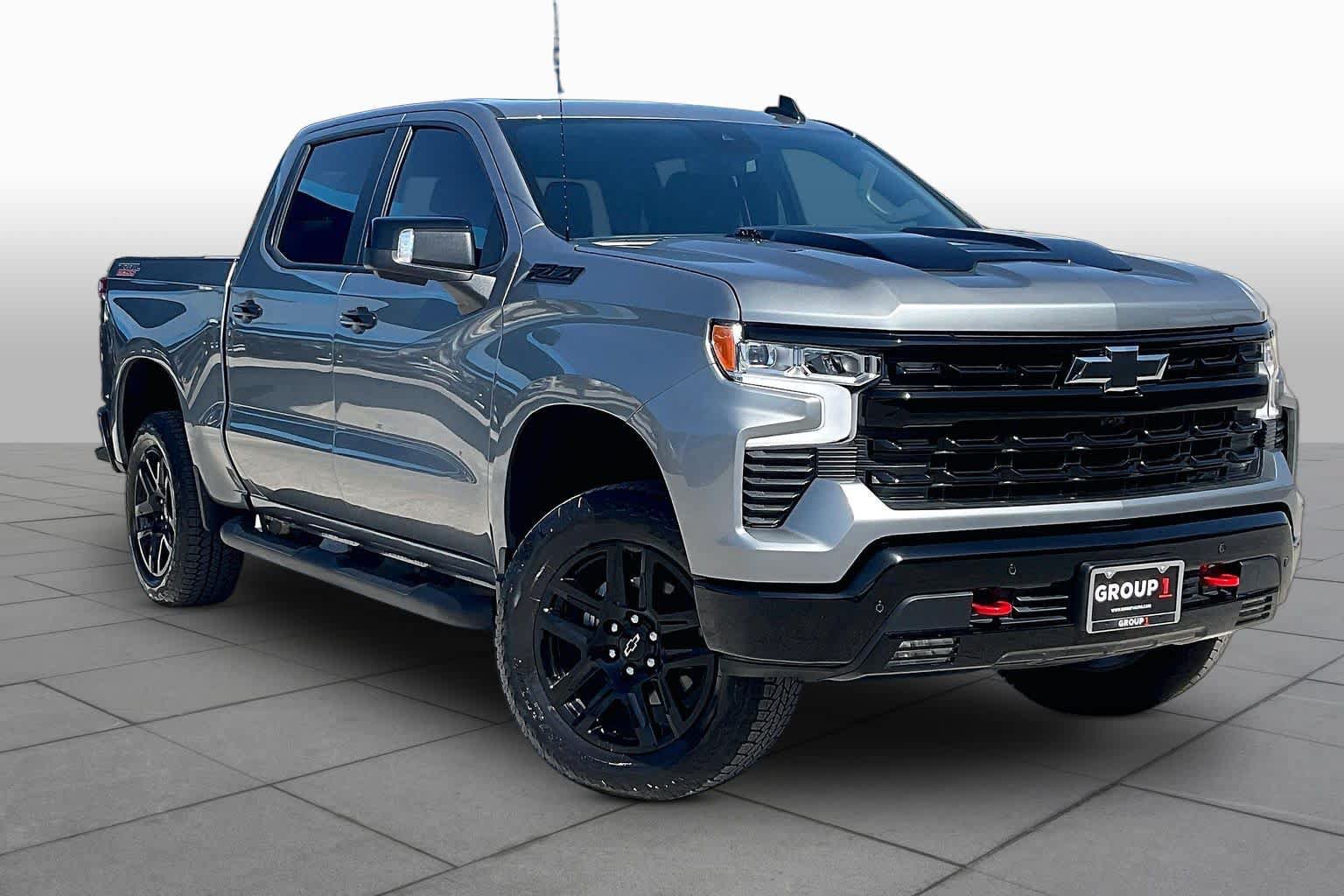 Used 2026 Chevrolet Silverado 1500 LT Trail Boss w/ LT Trail Boss Premium Package AWD/4WD image 3