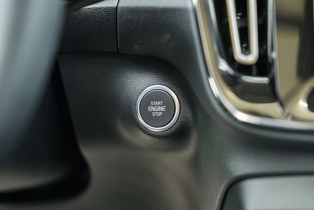 New 2026 Volvo XC40 B5 Plus w/ Climate Package AWD/4WD image 29
