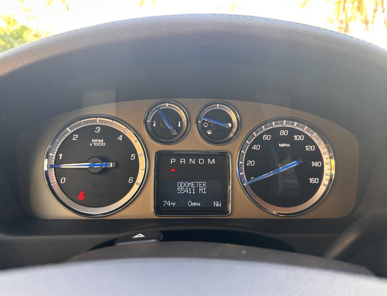 Used 2011 Cadillac Escalade Platinum image 14