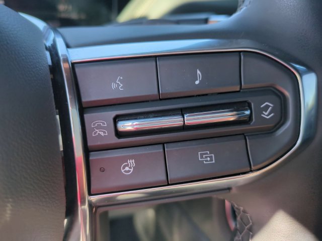 Used 2025 GMC Yukon Elevation w/ Technology Package AWD/4WD image 21