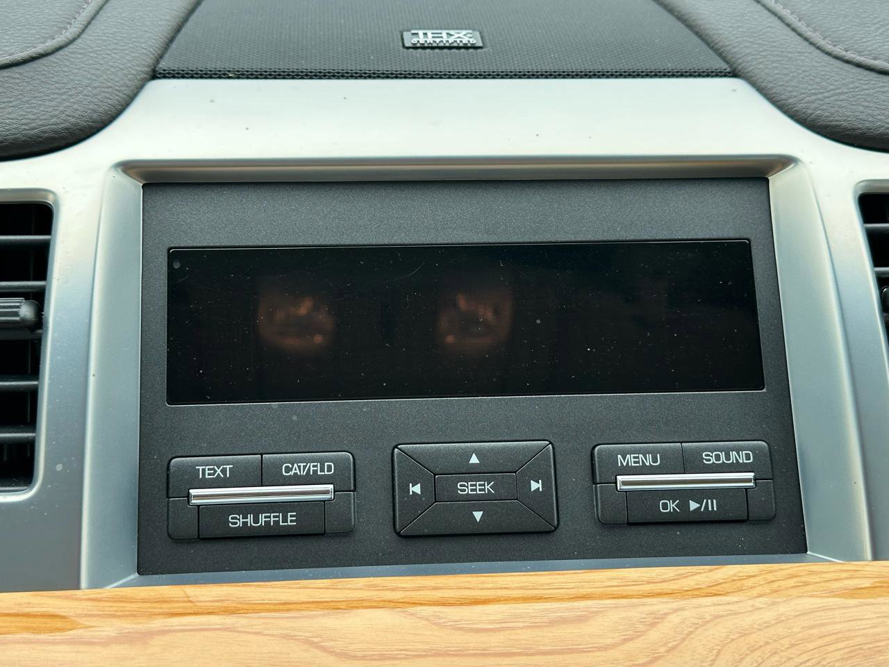 Used 2010 Lincoln MKS FWD image 25
