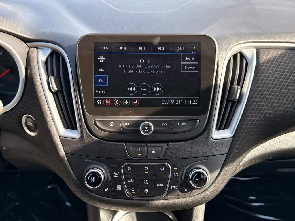 Used 2023 Chevrolet Malibu LT image 39
