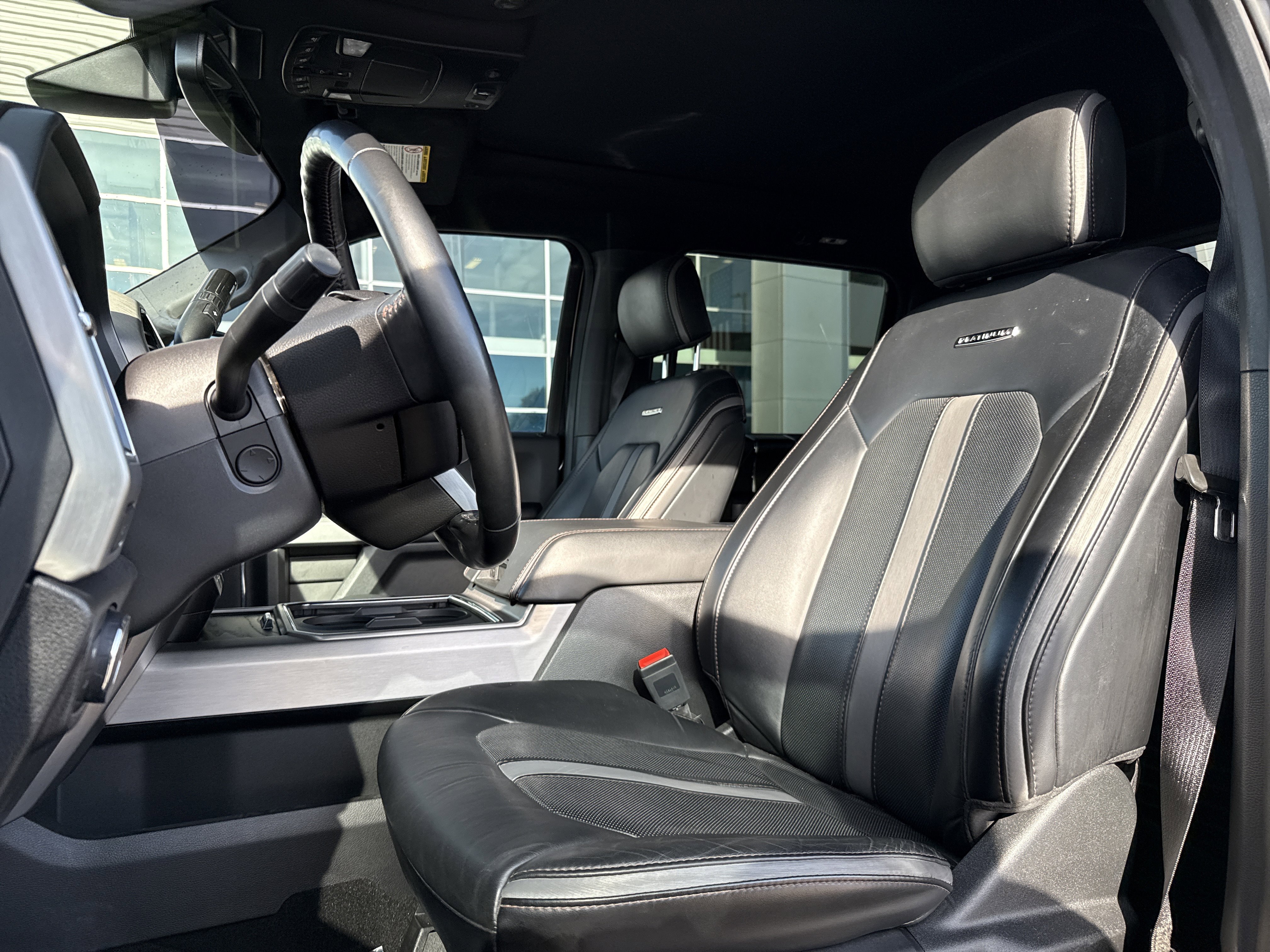 Used 2019 Ford F250 Platinum w/ Platinum Ultimate Package AWD/4WD image 13