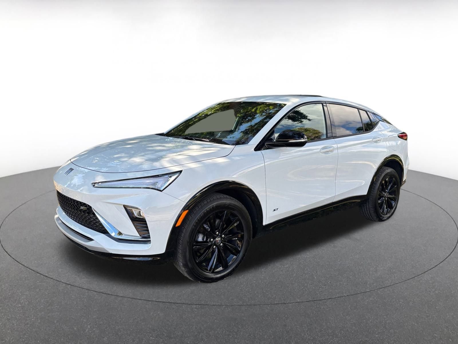 Used 2025 Buick Envista Sport Touring image 4