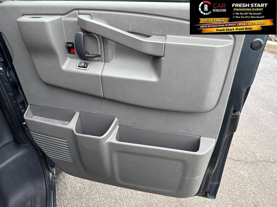 Used 2017 Chevrolet Express 2500 LS RWD image 53