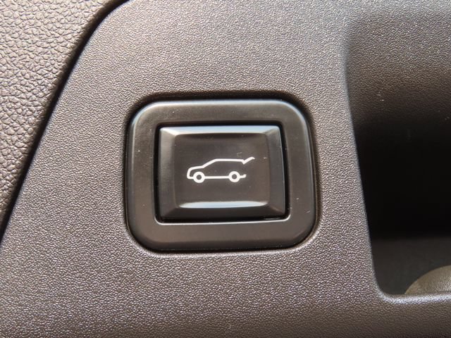Used 2021 Buick Envision Essence w/ Technology Package I AWD/4WD image 31