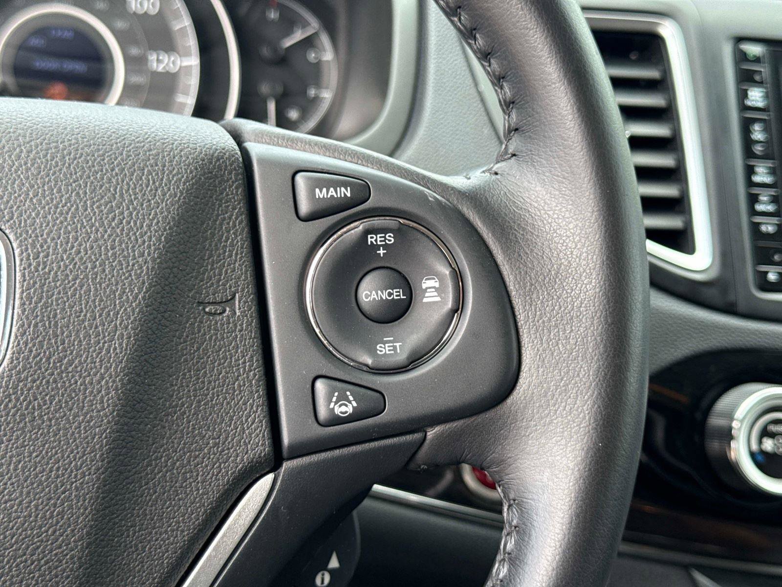 Used 2016 Honda CR-V Touring image 25