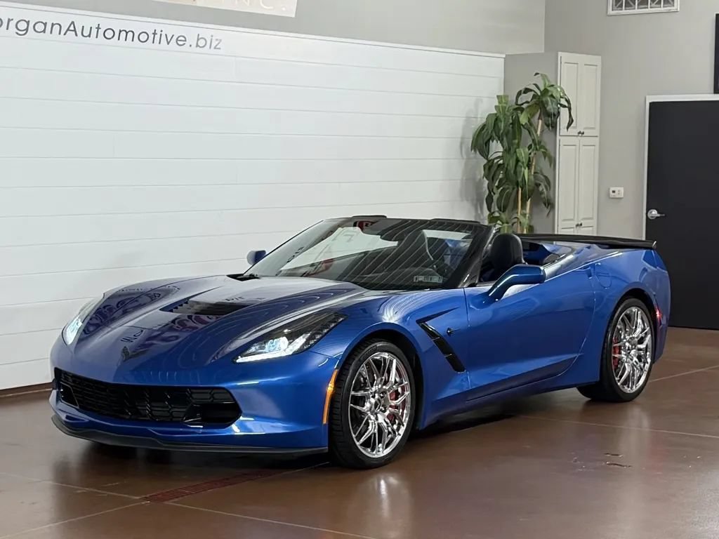 Used 2014 Chevrolet Corvette Stingray Convertible RWD image 9