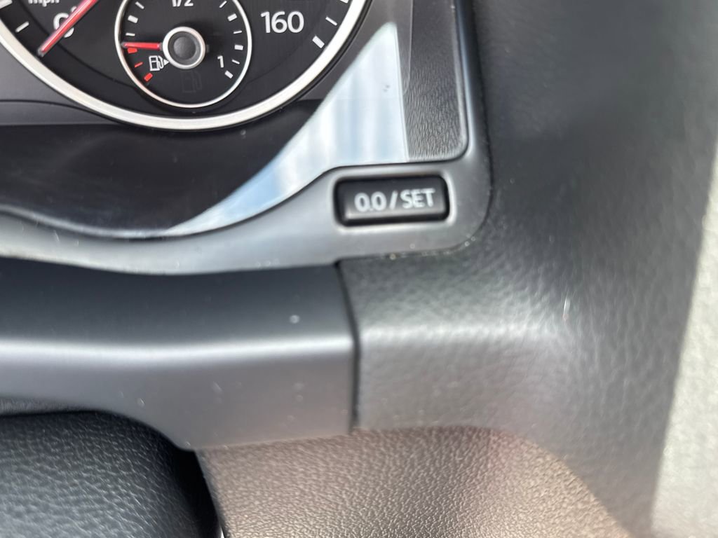 Used 2017 Volkswagen Tiguan S AWD/4WD image 41