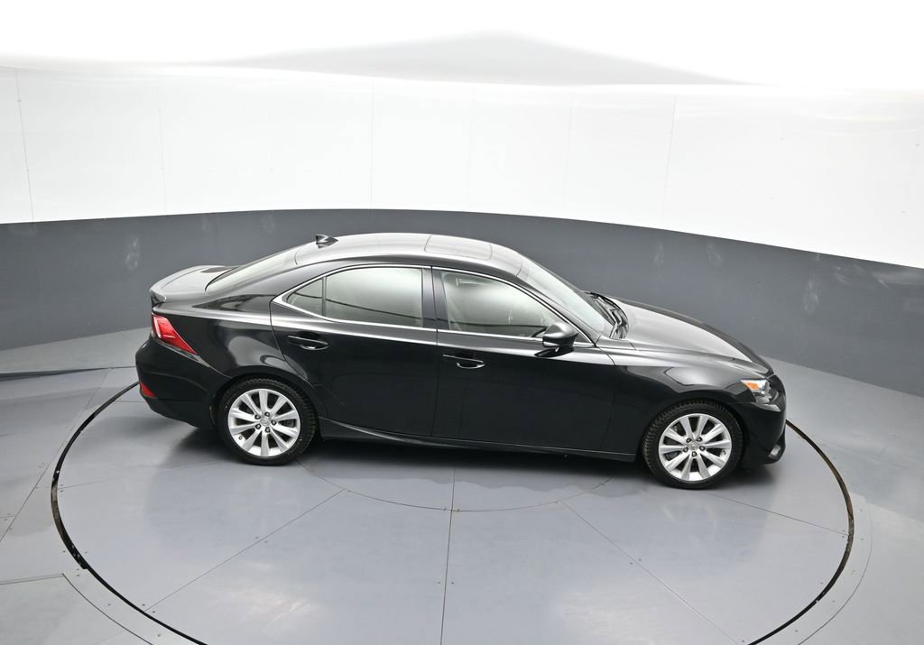 Used 2016 Lexus IS 300 AWD w/ Premium Package image 38