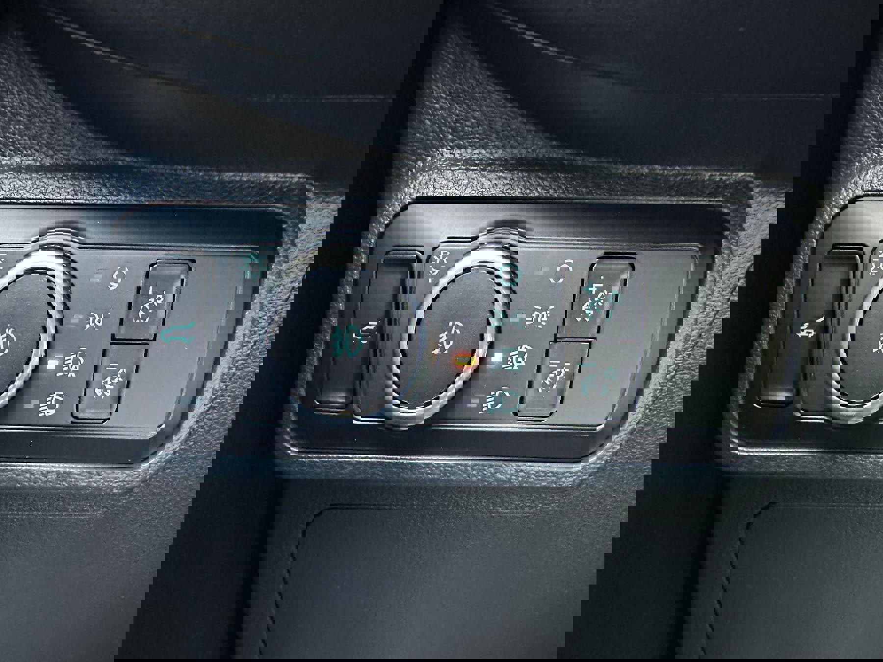 New 2026 Ford Explorer ST-Line w/ ST-Line Street Pack image 26