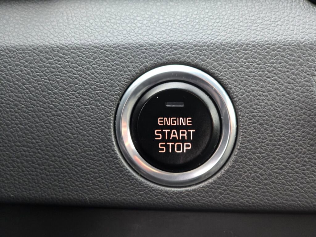 Used 2019 Kia Niro EX image 25