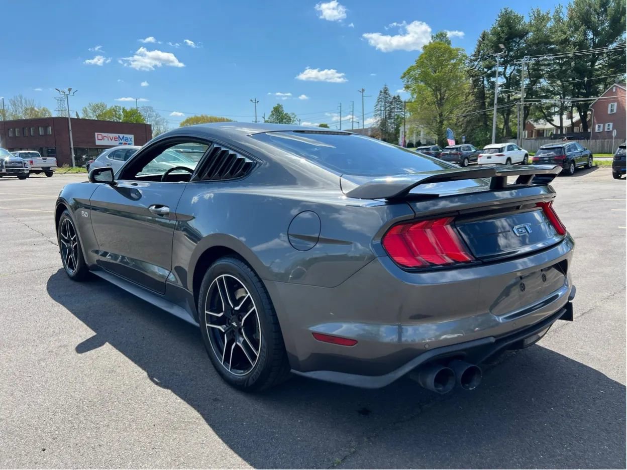 Used 2018 Ford Mustang GT RWD image 7