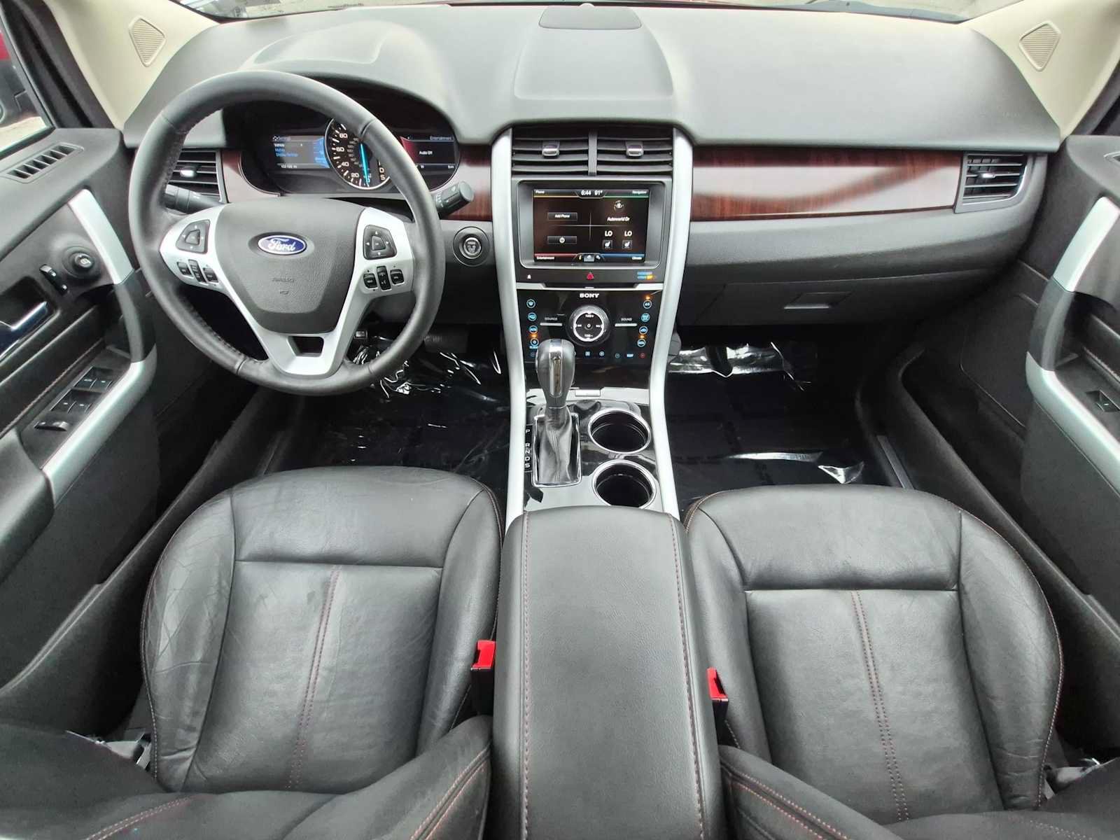 Used 2014 Ford Edge Limited w/ Equipment Group 302A AWD/4WD image 16