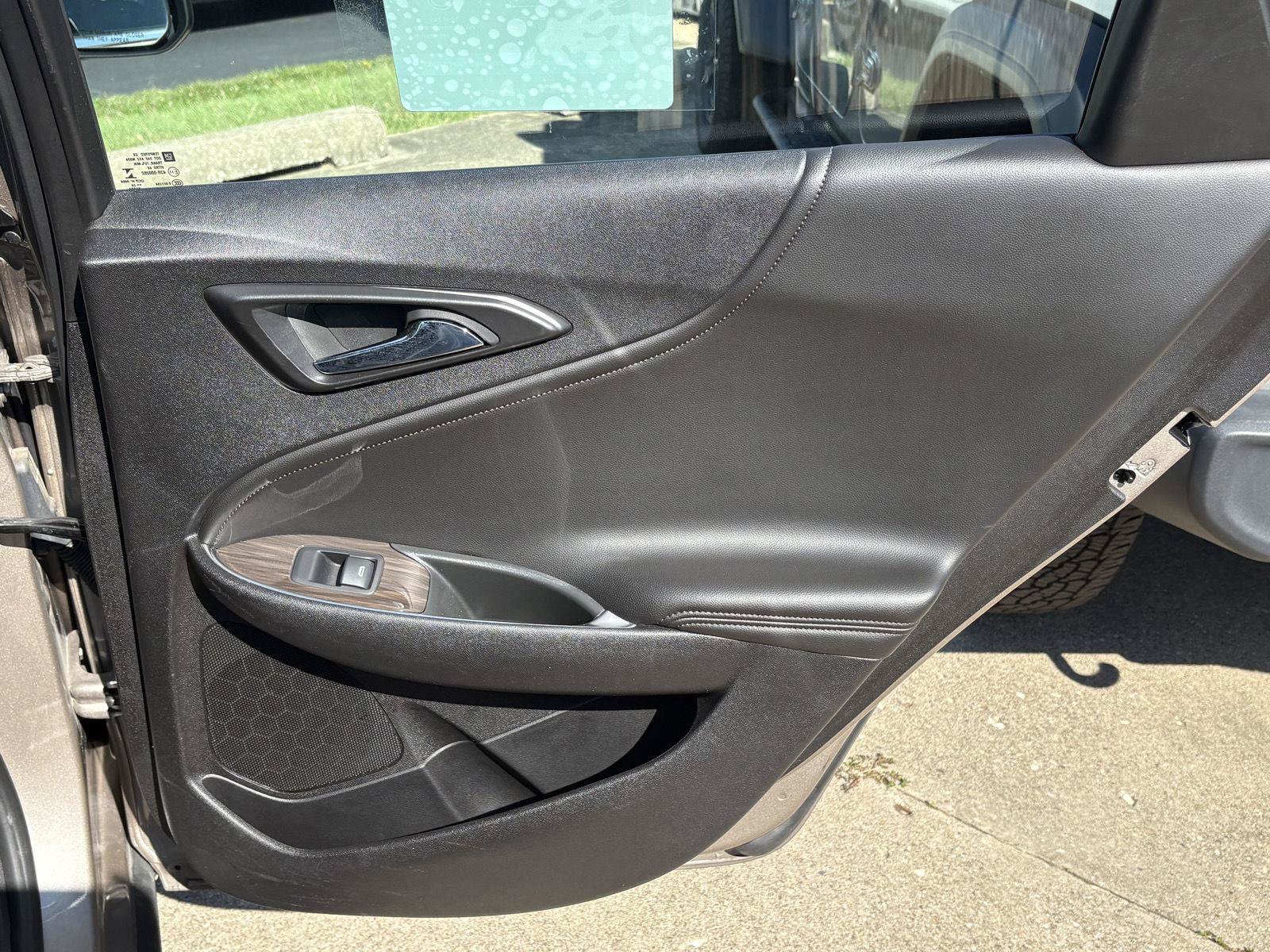 Used 2024 Chevrolet Malibu LT FWD image 16