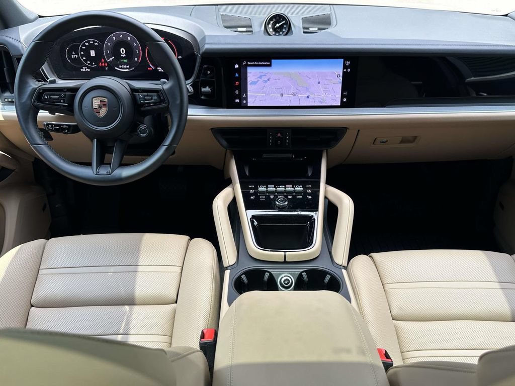 Certified 2025 Porsche Cayenne E-Hybrid AWD/4WD image 15