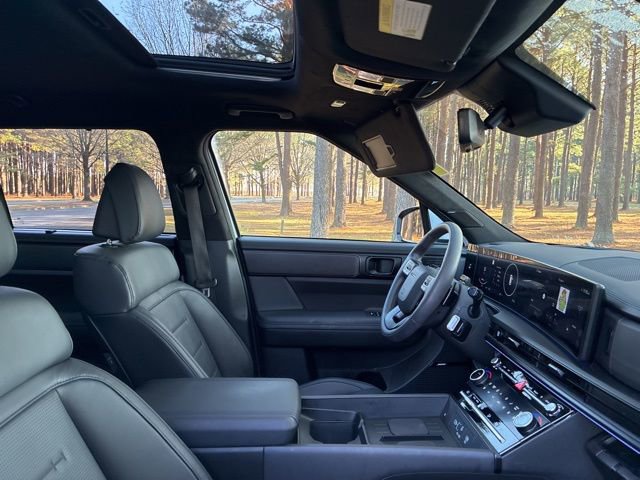 Used 2026 Hyundai Santa Fe Calligraphy w/ Tow & Go Package image 23