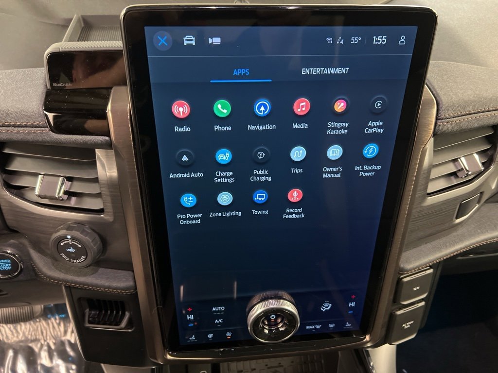 New 2025 Ford F150 Lightning Lariat image 9