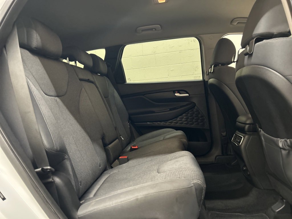 Used 2021 Hyundai Santa Fe SEL image 9