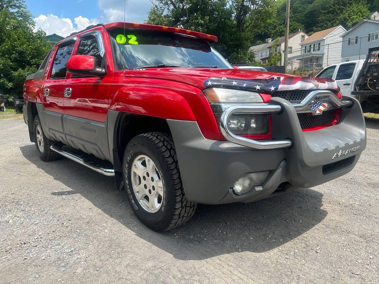 Used 2002 Chevrolet Avalanche 4x4 w/ Off-Road Suspension Pkg image 1