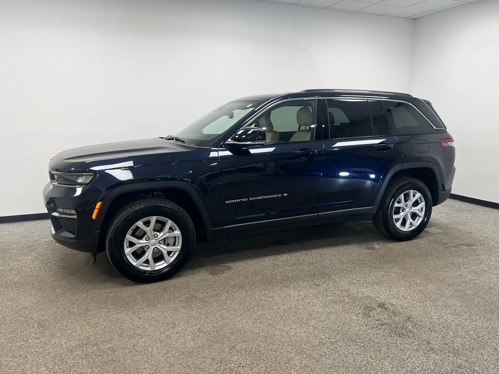 Used 2023 Jeep Grand Cherokee Limited w/ Trailer Tow Prep Group (B) image 20