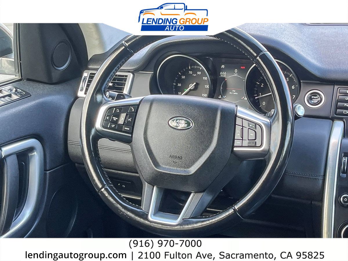 Used 2018 Land Rover Discovery Sport SE image 13