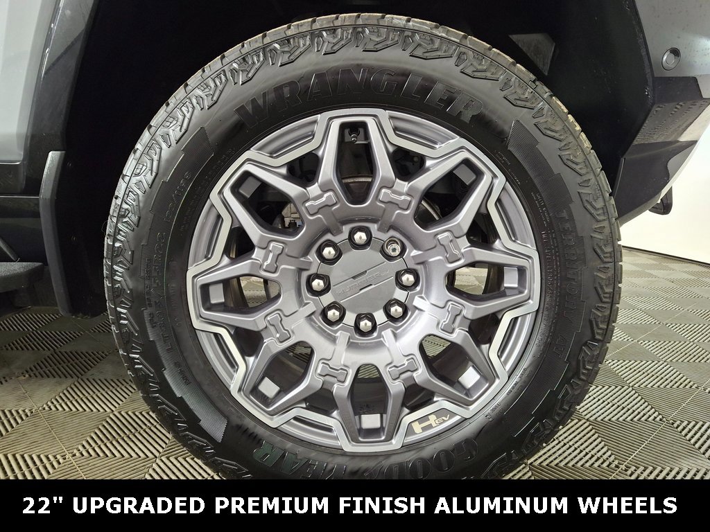 Used 2025 GMC Hummer EV 3X image 28