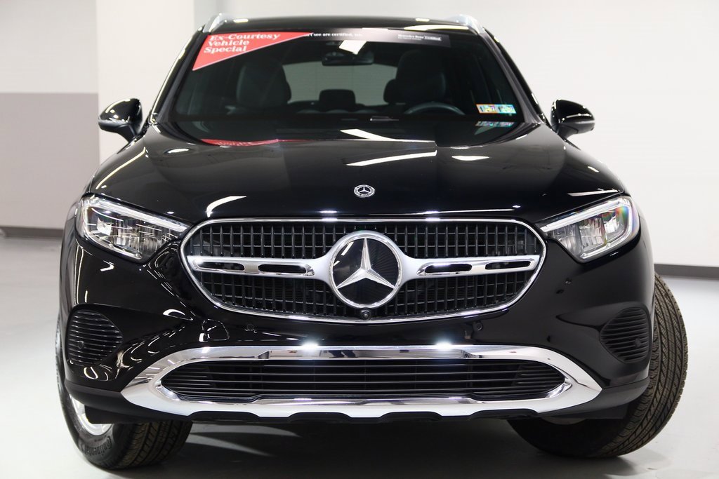 Used 2025 Mercedes-Benz GLC 300 GLC 300 image 3