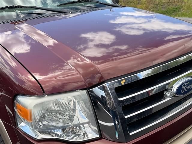 Used 2012 Ford Expedition XLT AWD/4WD image 24