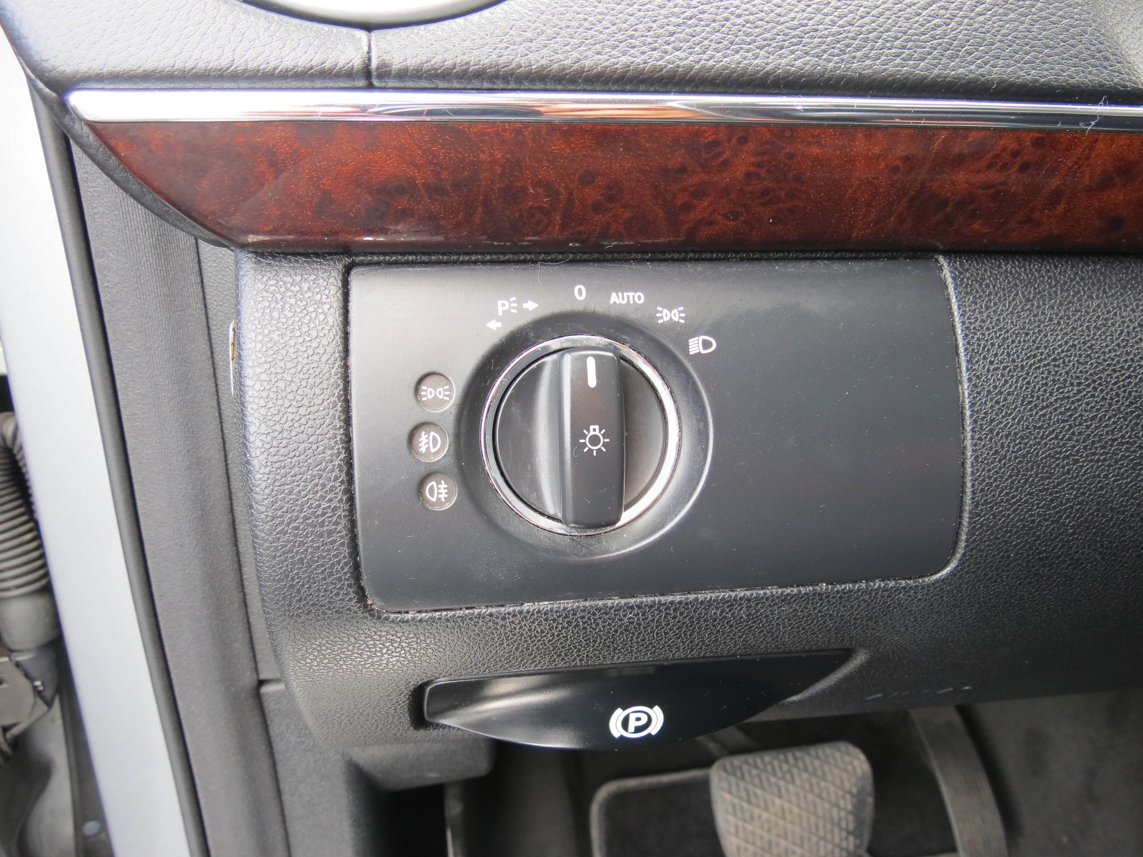 Used 2010 Mercedes-Benz GL 450 4MATIC image 18